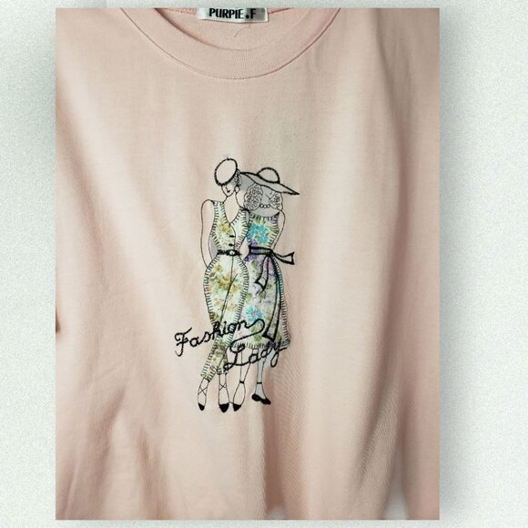 Purpie.F Graphic Short-Sleeve Sweatshirt  Lady Embroidery Design Size Medium - Picture 6 of 7